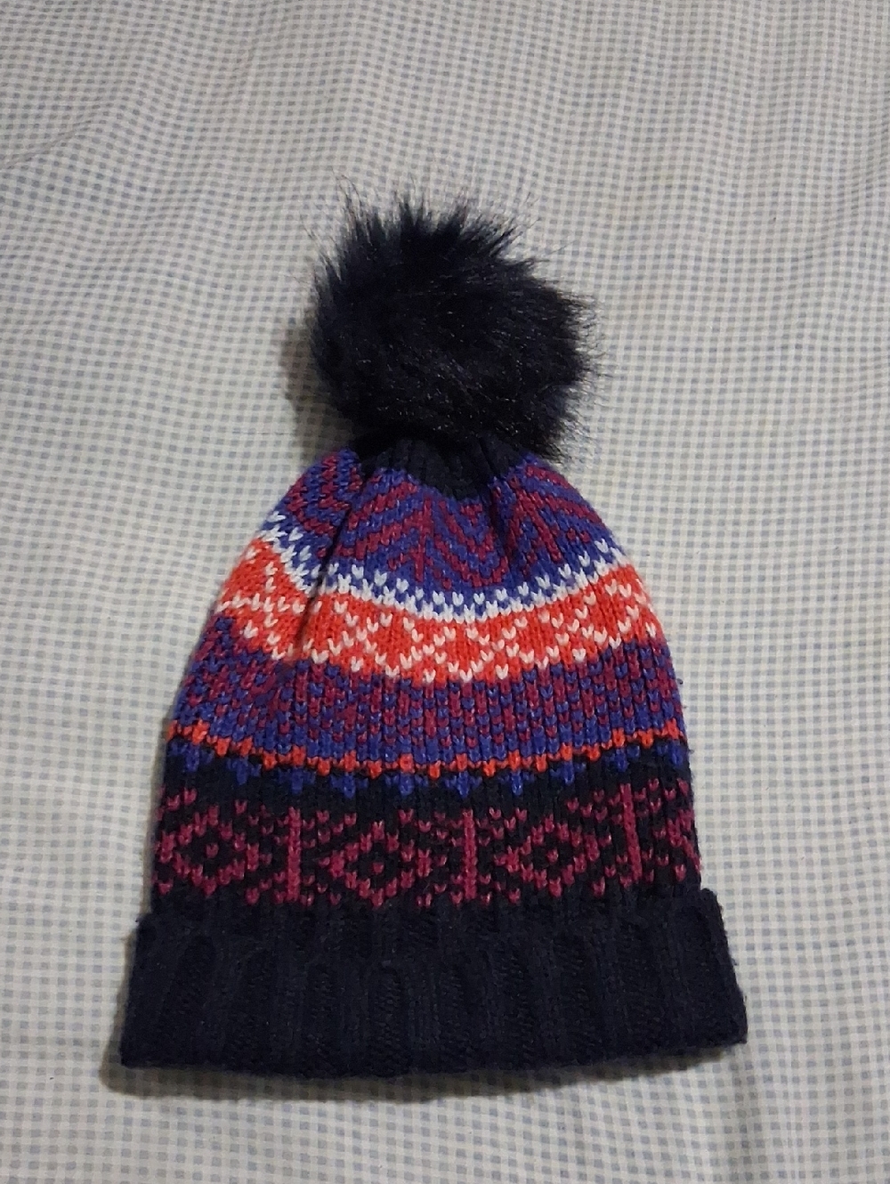 Pom-Pom Knit Beanie - Navy, Blue, Red